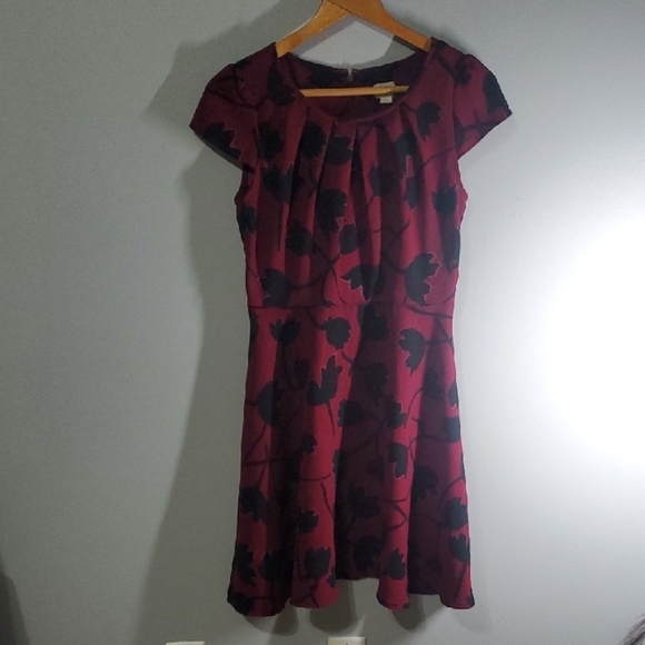 Loft Dress Womens Size 0 Black and Red Floral Abstract Large Flower Repeat Print - Picture 3 of 10